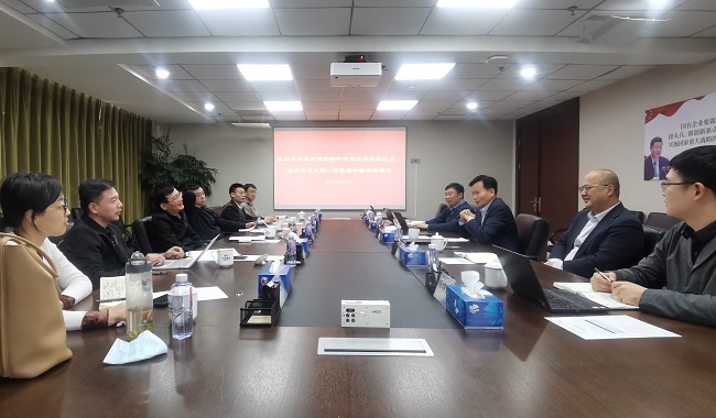 北京市經(jīng)濟(jì)和信息化局黨組成員、副局長毛東軍一行到中國有研調(diào)研