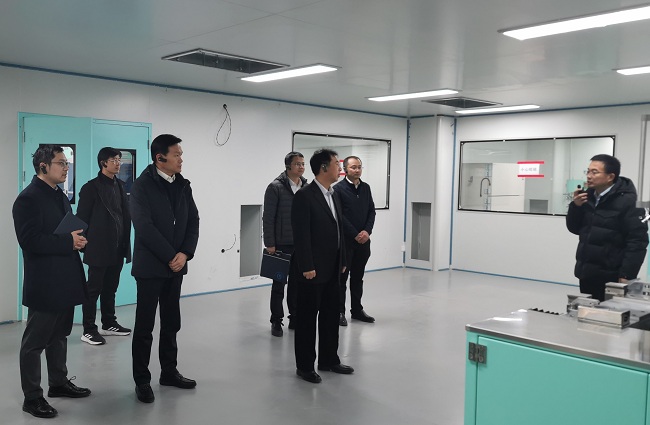 中國有研黨委書記、董事長趙曉晨一行到國聯(lián)研究院調(diào)研